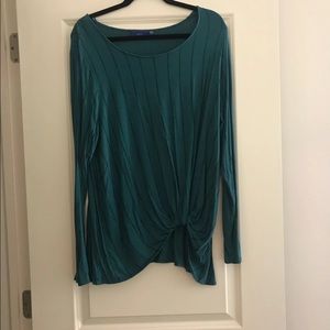 Long sleeve knotted top